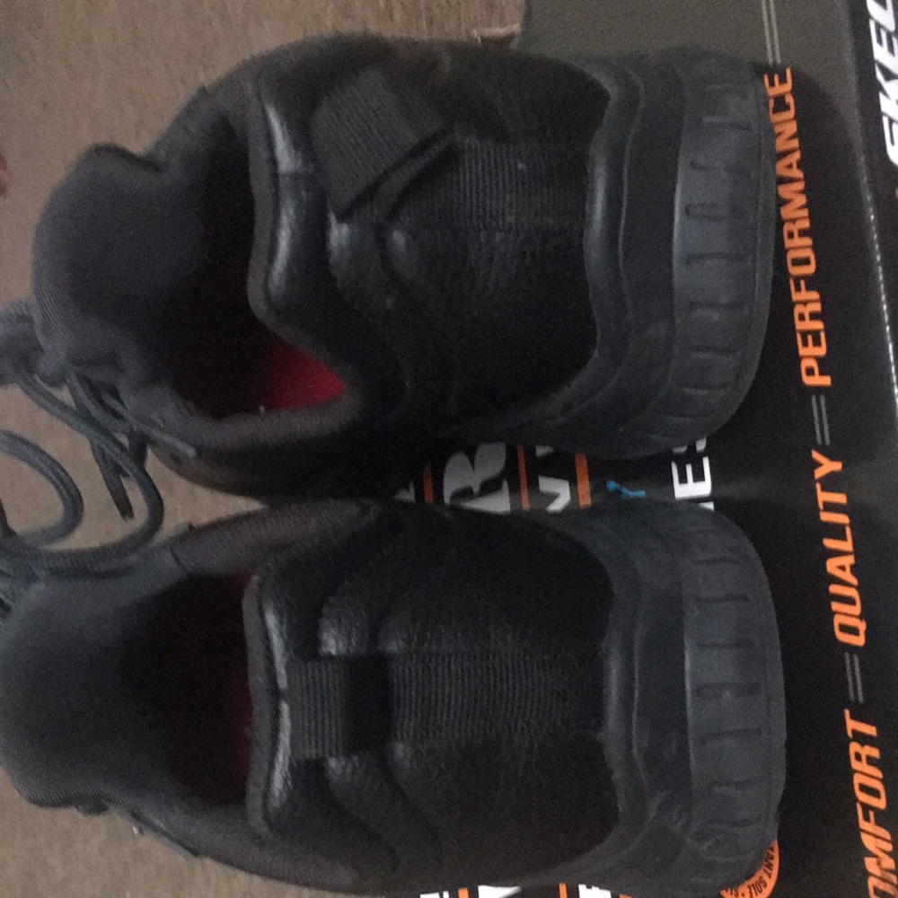Skechers Work Footwear with Memory Foam - Picture 10 of 12